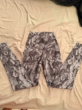 Aerie offline snake print leggings